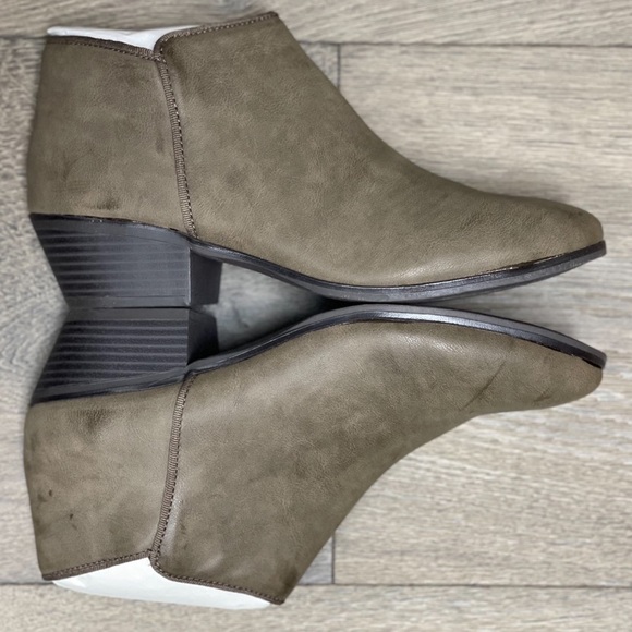 Style & Co - Wileyy Ankle Booties - Size 8 - NIB - Picture 8 of 15